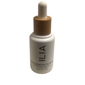 Ilia Super Serum Skin Tint SPF 40 in ST11 Matira NWOB